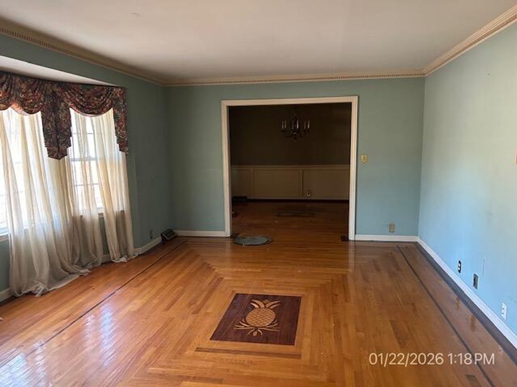 Photo of 101 Spring Street, Summerville, SC 29485 (MLS # 26004255)