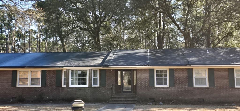 Photo of 101 Spring Street, Summerville, SC 29485 (MLS # 26004255)