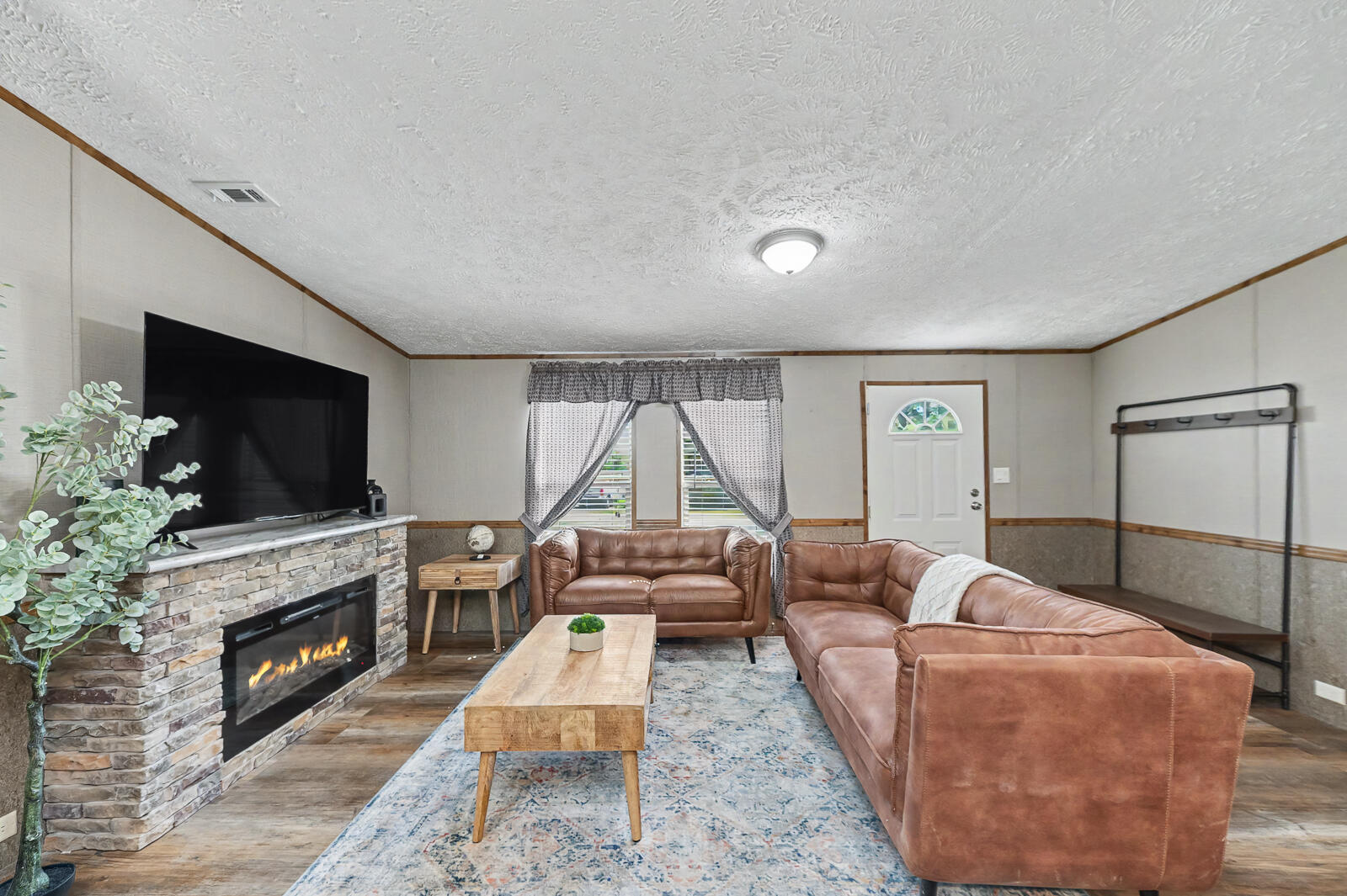 205 Langham Court