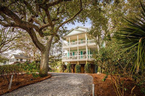 Photo of 406 E Ashley Avenue, Folly Beach, SC 29439 (MLS # 25028366)