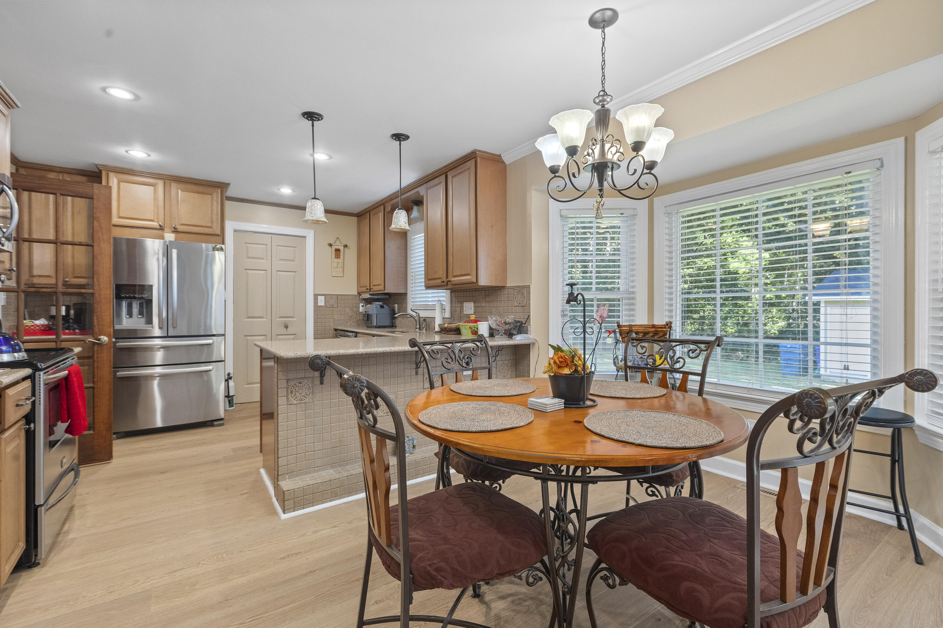 946 Melrose Drive Drive