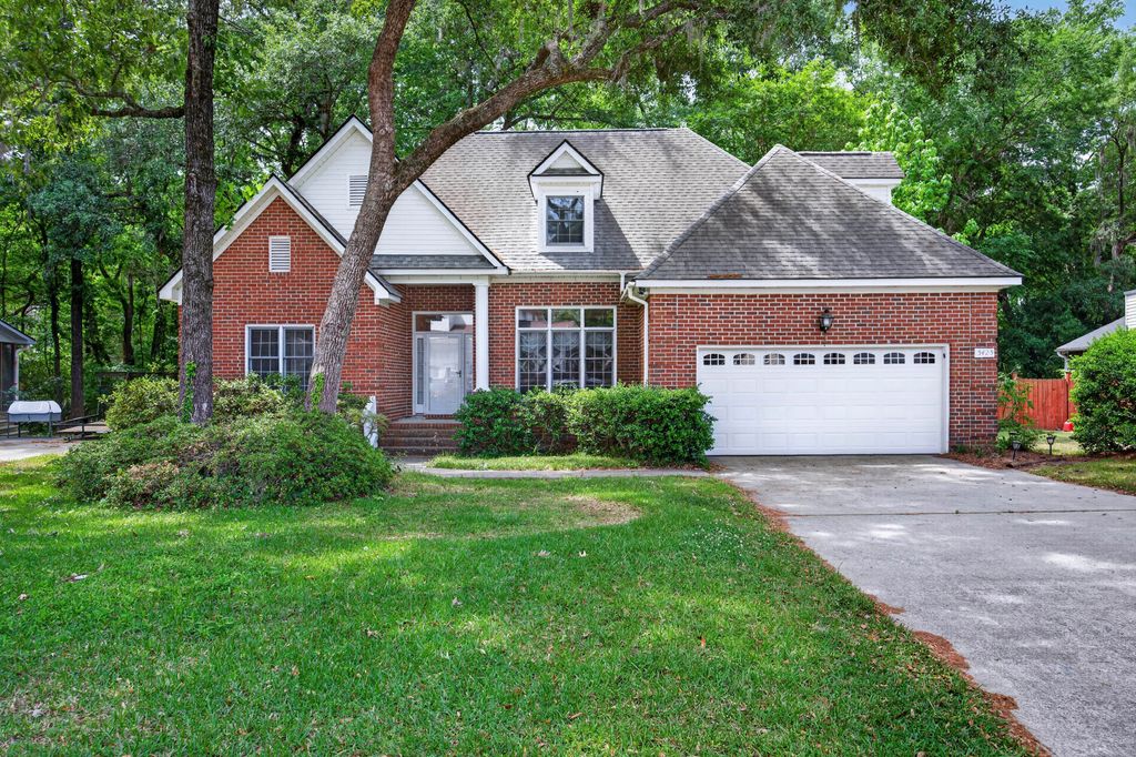 Photo of 5425 Roxbury Drive, Charleston, SC 29418 (MLS # 26011857)