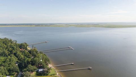 A home in Ladys Island