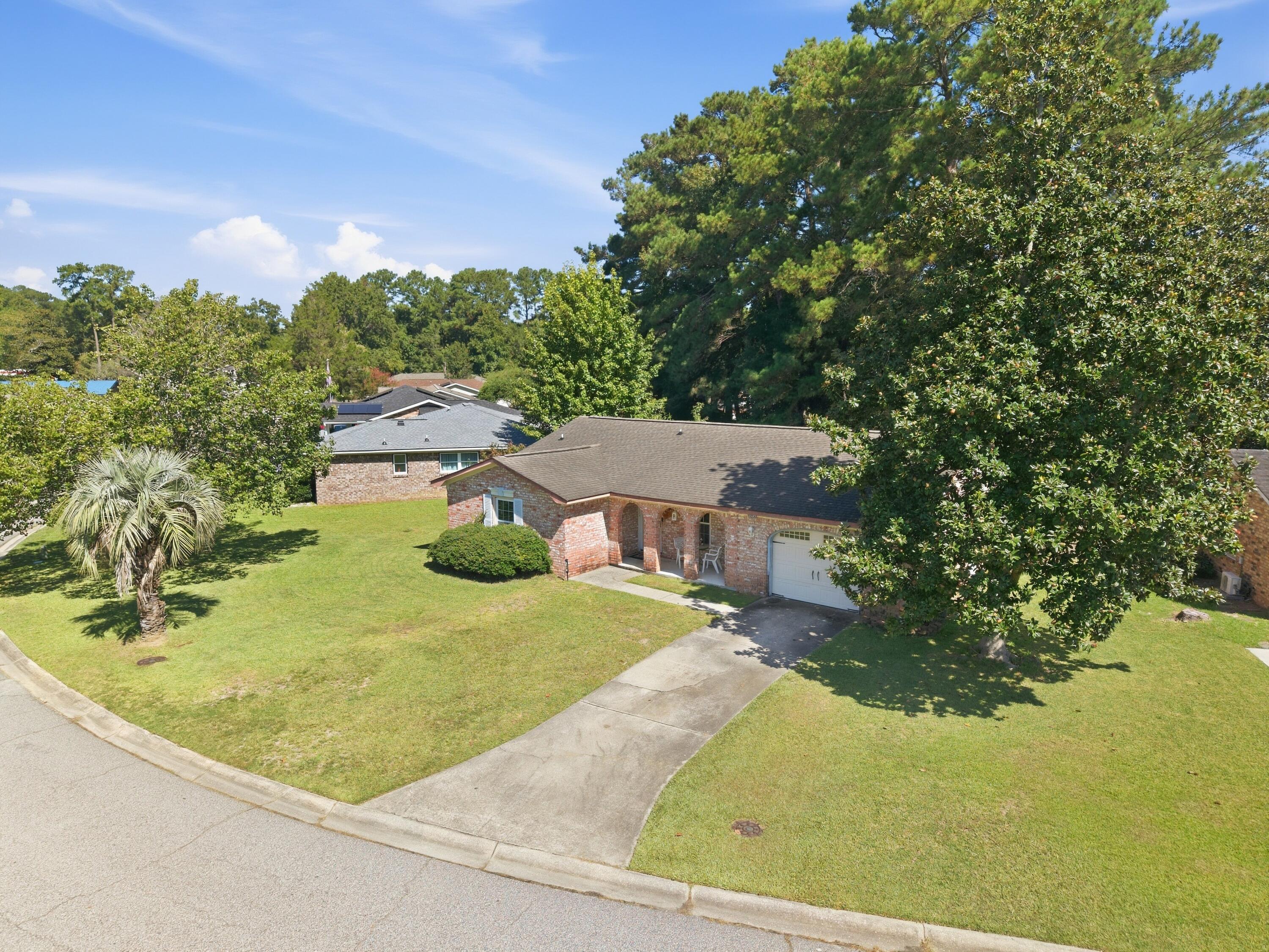 120 Kennington Drive