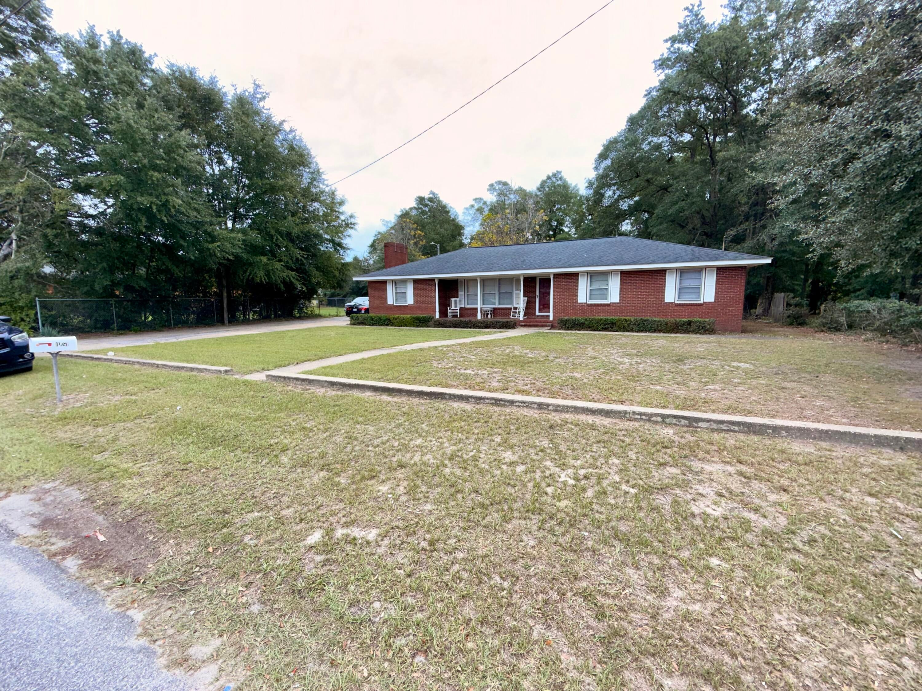 1125 4th Avenue