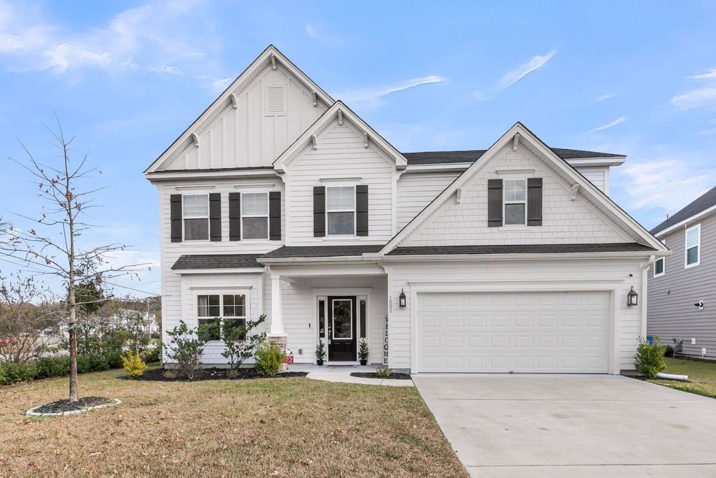Photo of 1005 Saltwater Circle, Johns Island, SC 29455 (MLS # 25031804)