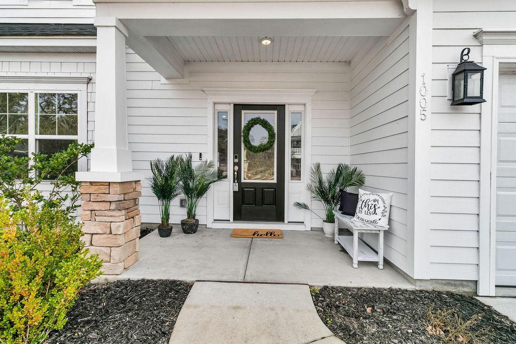 Photo of 1005 Saltwater Circle, Johns Island, SC 29455 (MLS # 25031804)