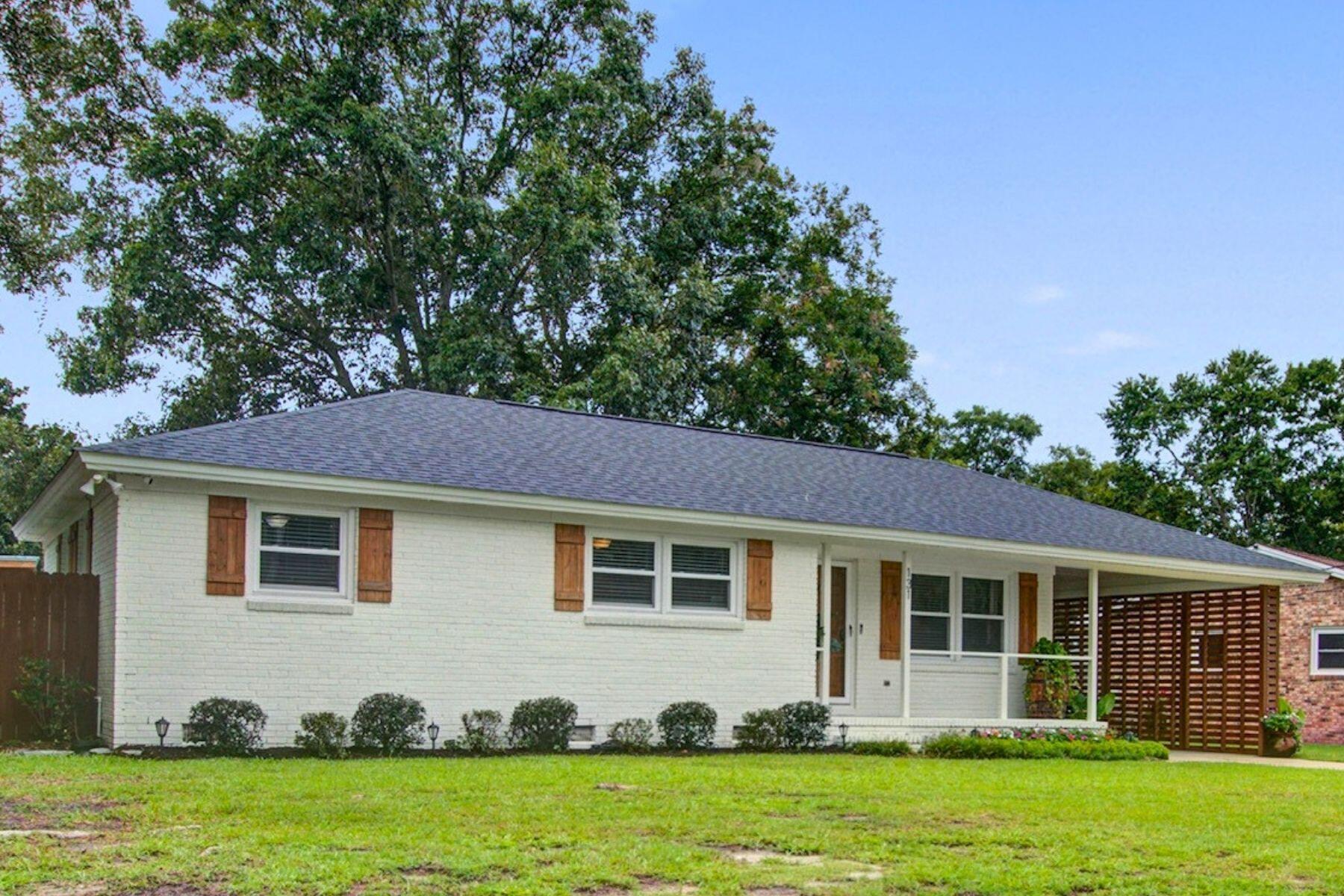 131 Camelot Drive