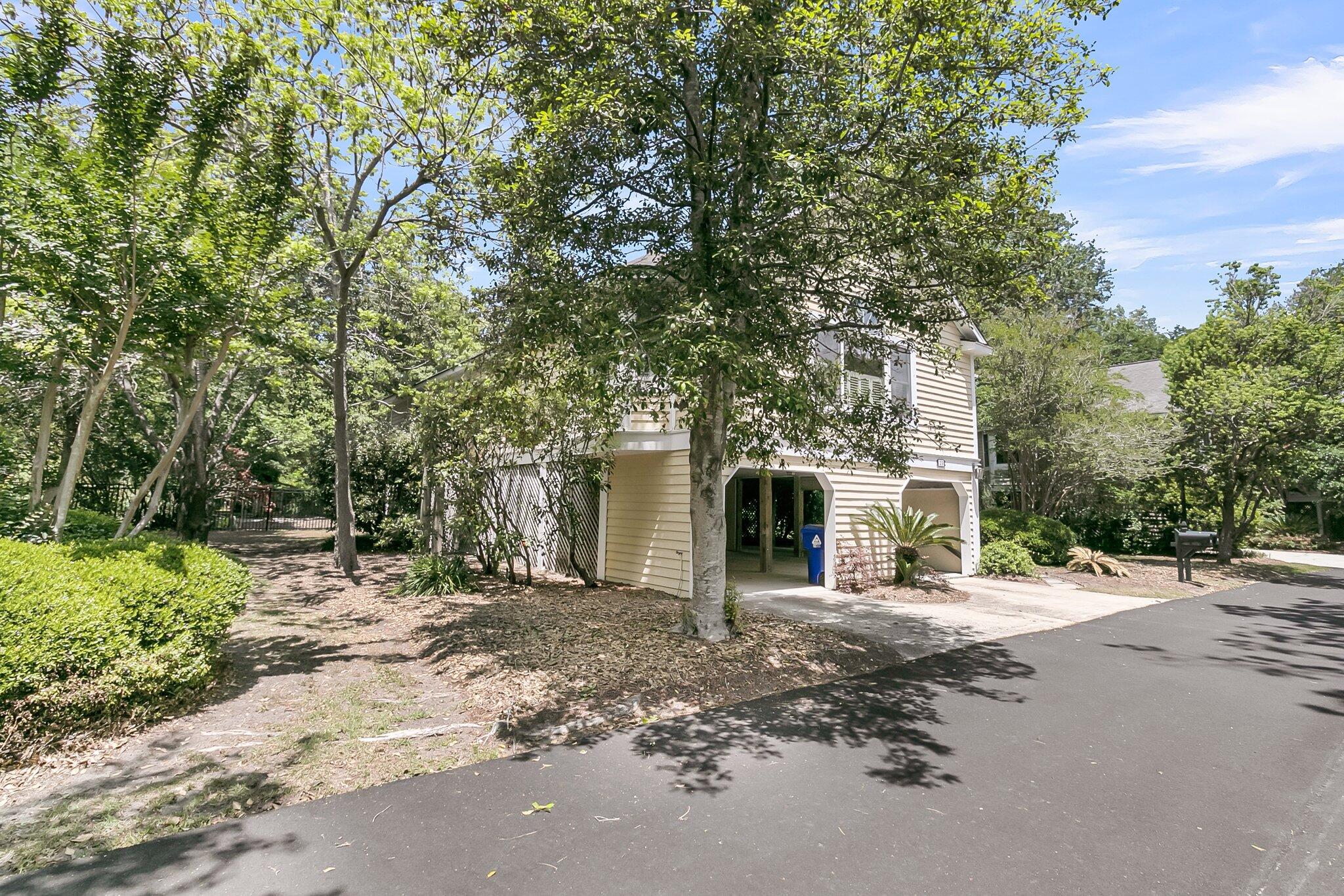 1551 Ben Sawyer Boulevard 23