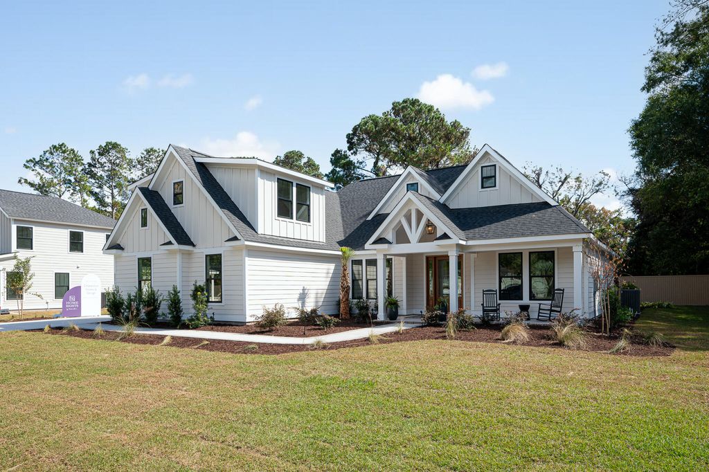 Photo of 127 Gen Estates Lane, Summerville, SC 29486 (MLS # 25026001)