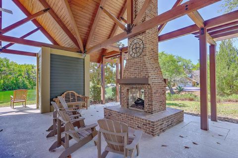 A home in North Charleston