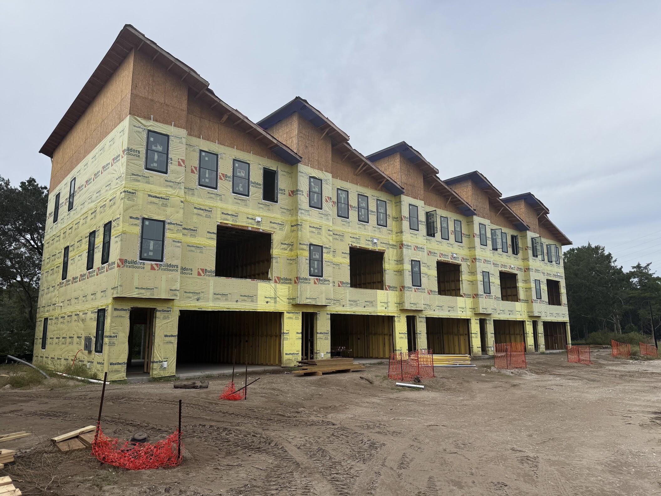 826 Curved Creek Court