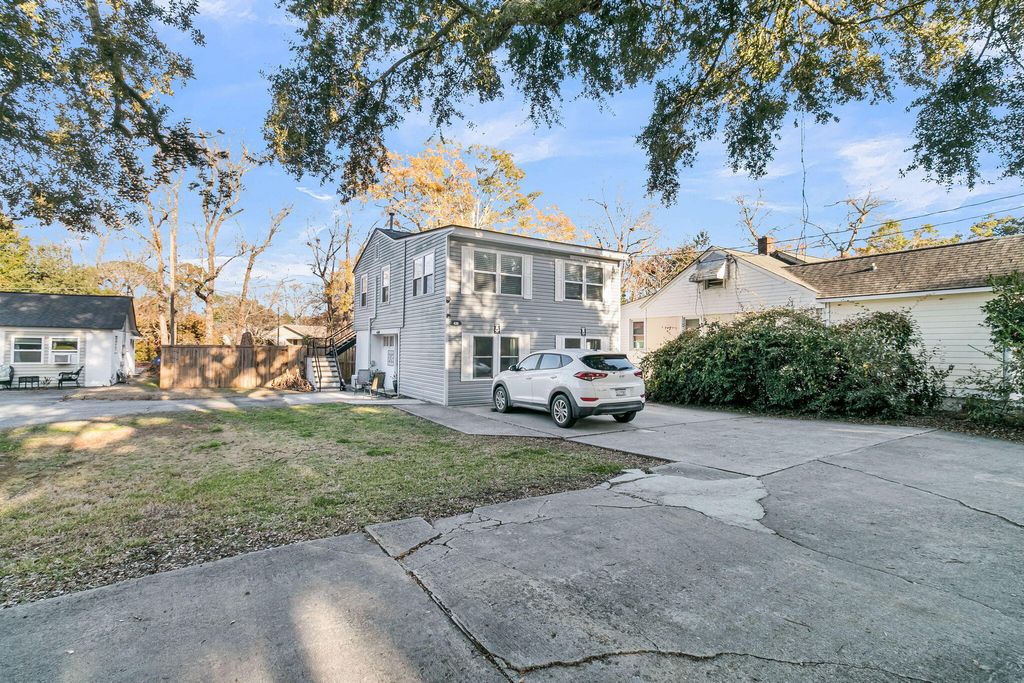 Photo of 428 Riverland Drive, Charleston, SC 29412 (MLS # 25033161)