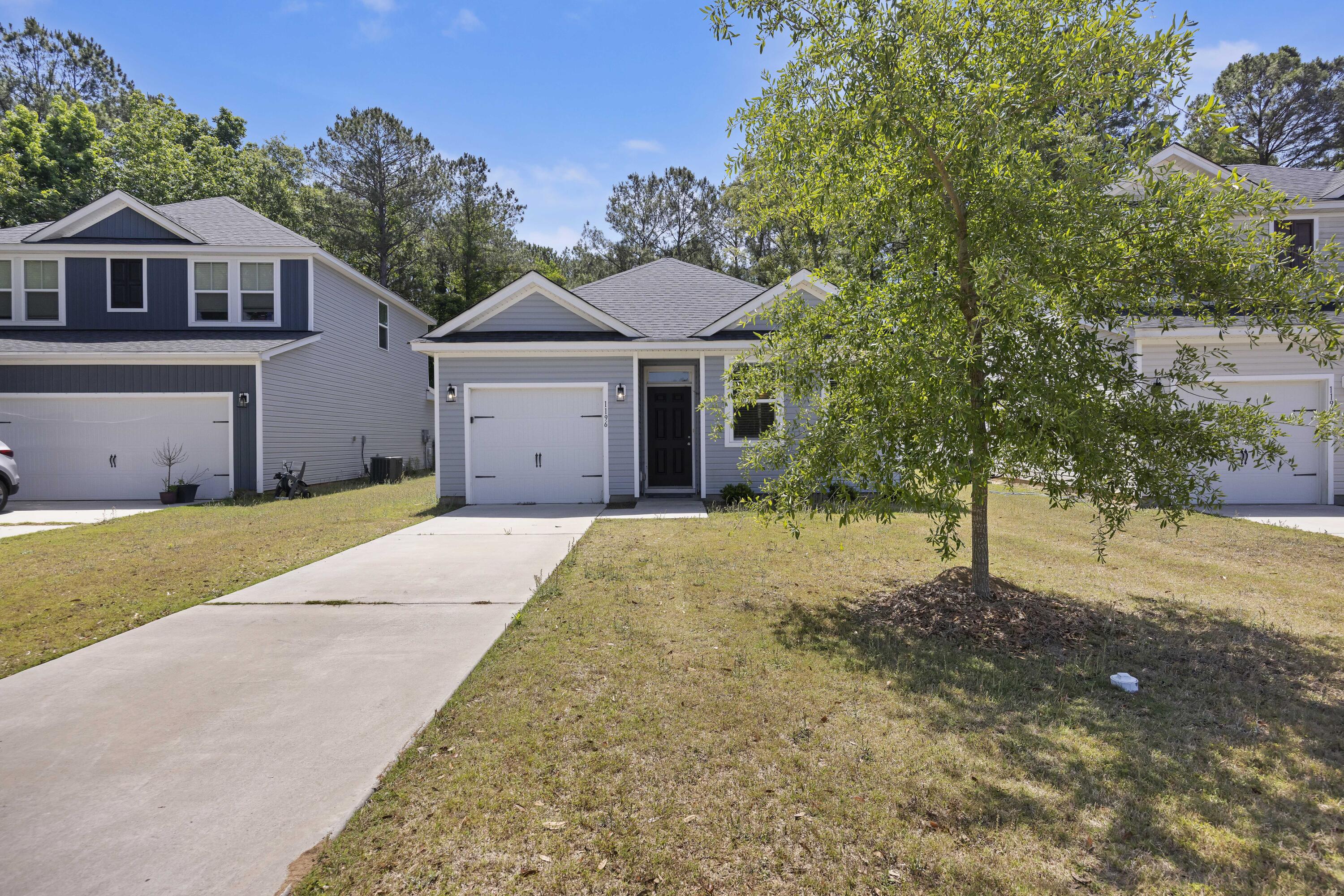 1196 Warrens Way