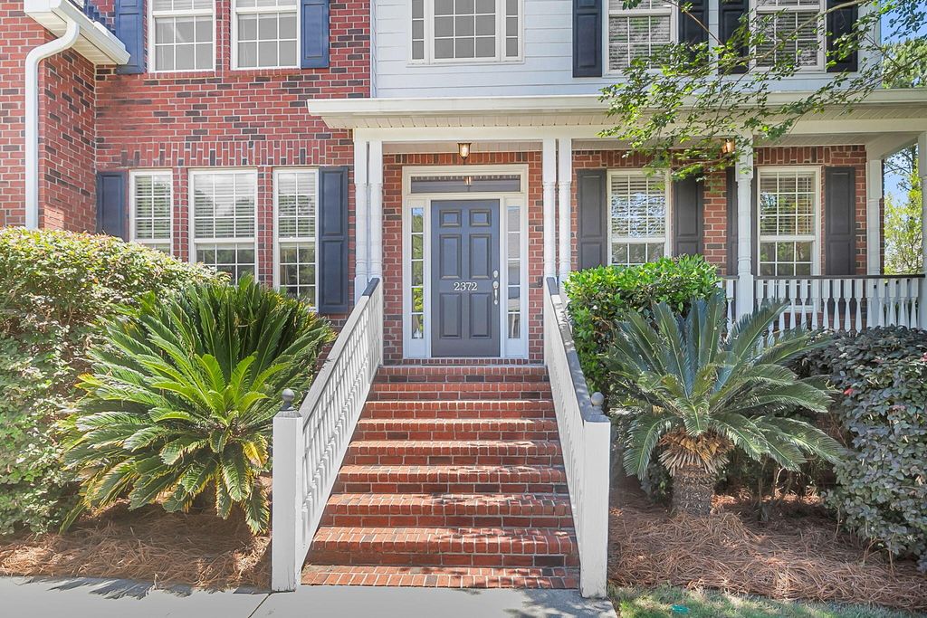 Photo of 2372 Bergeron Way, Mount Pleasant, SC 29466 (MLS # 26014673)