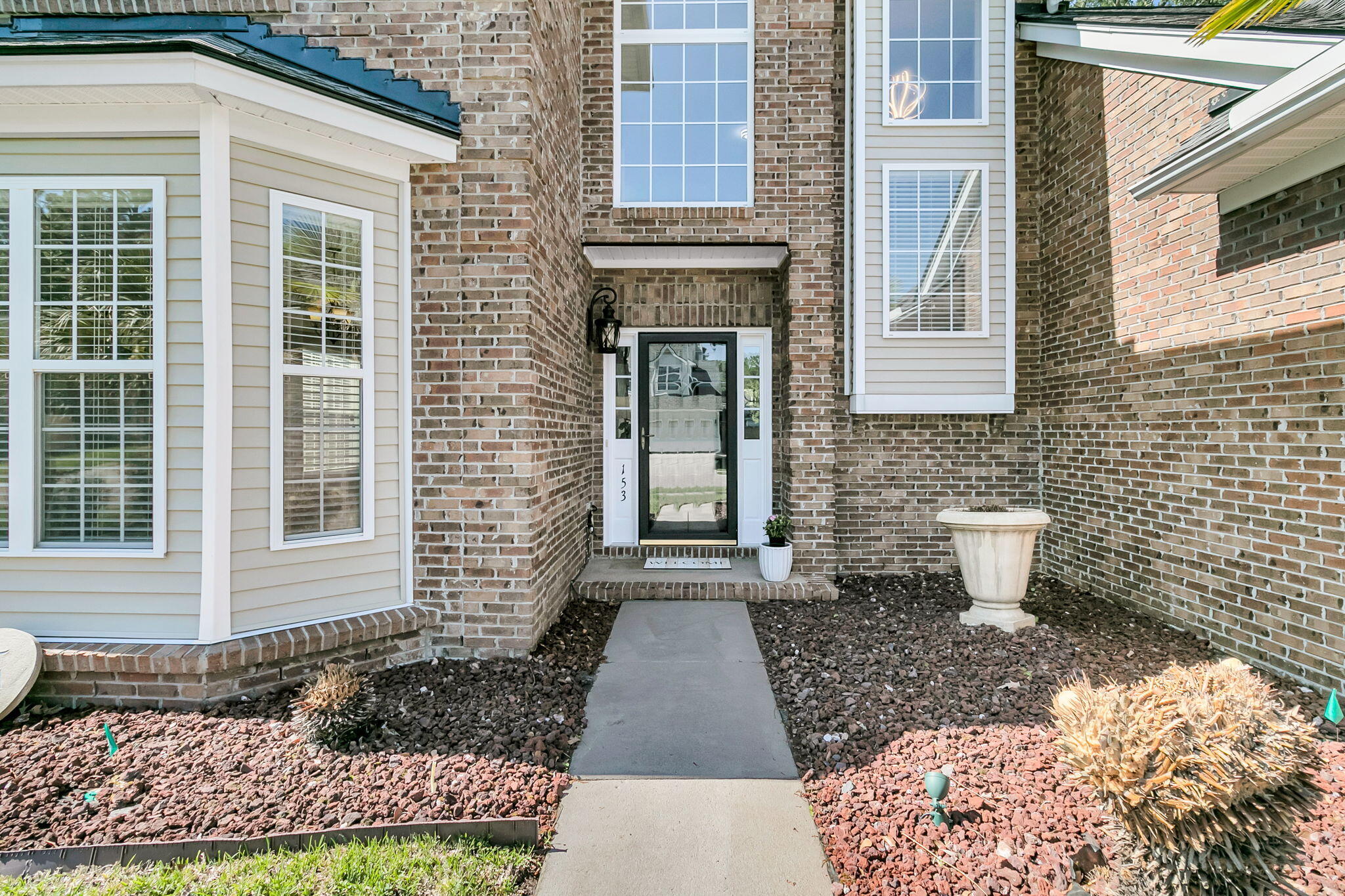 153 Oakbluff Road