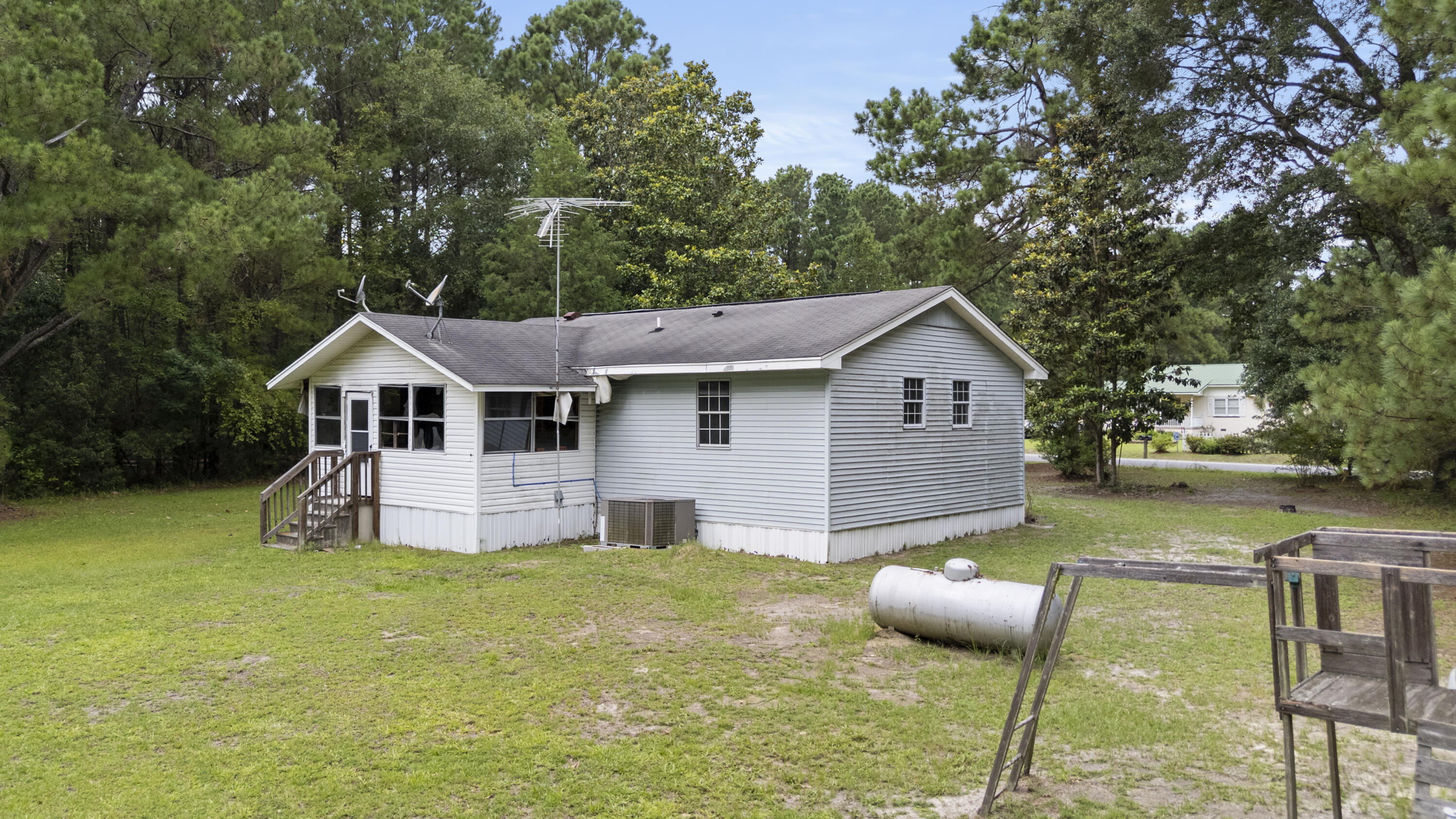 1049 Blue Flame Road