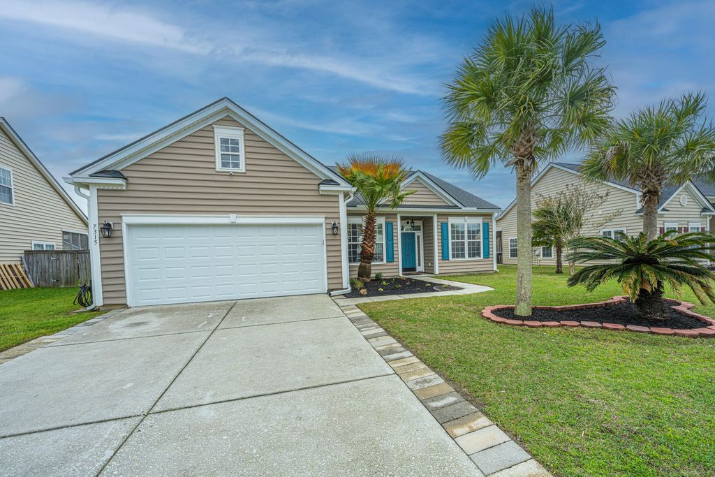 Photo of 7315 Coopers Hawk Drive, Hanahan, SC 29410 (MLS # 26007609)