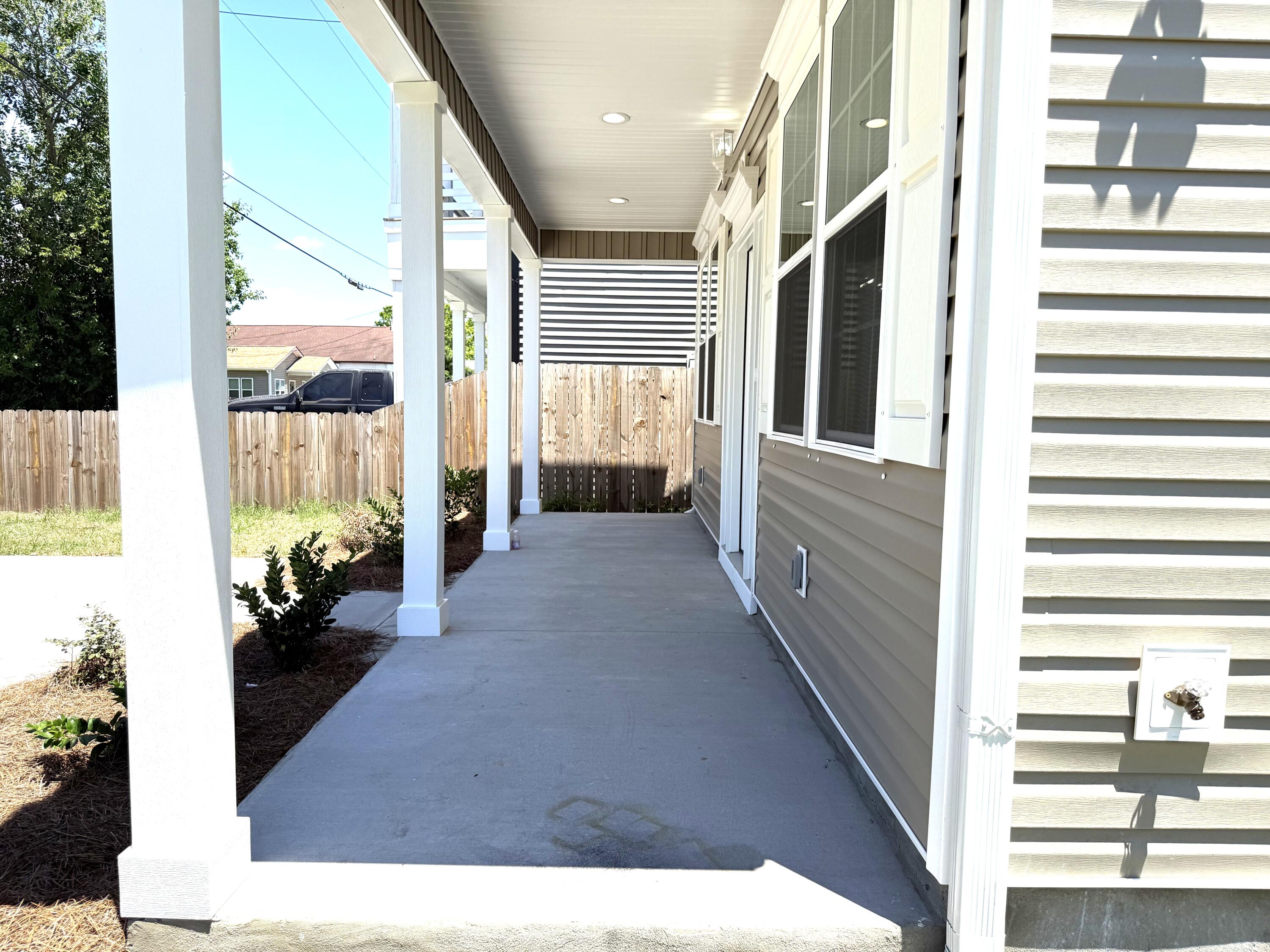 2017 Groveland Avenue