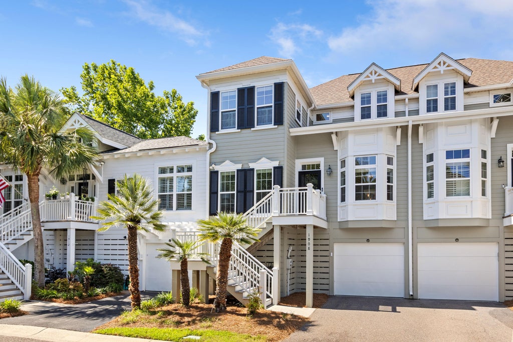 Photo of 1908 English Ivy Court, Mount Pleasant, SC 29464 (MLS # 26018259)