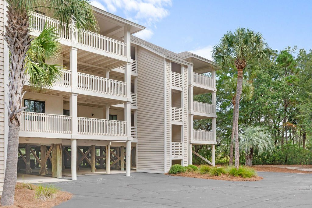 Photo of 2020 Long Bend Drive, Seabrook Island, SC 29455 (MLS # 25026246)