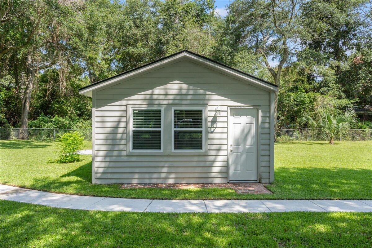 1333 Teal Avenue