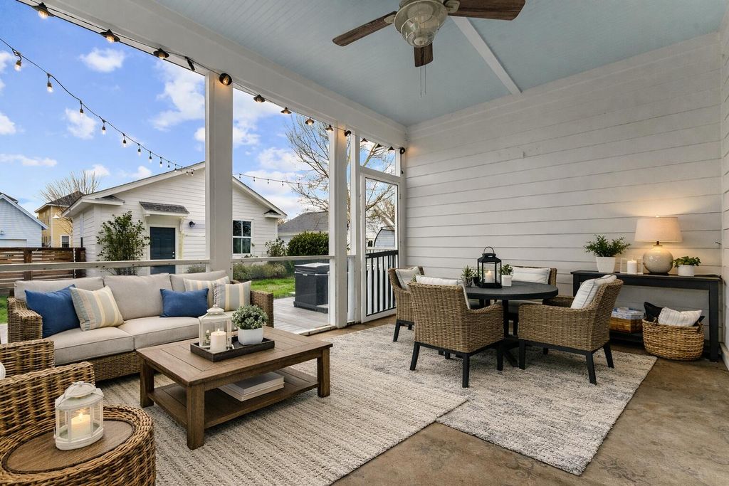 Photo of 232 Summers Drive, Summerville, SC 29485 (MLS # 26010968)