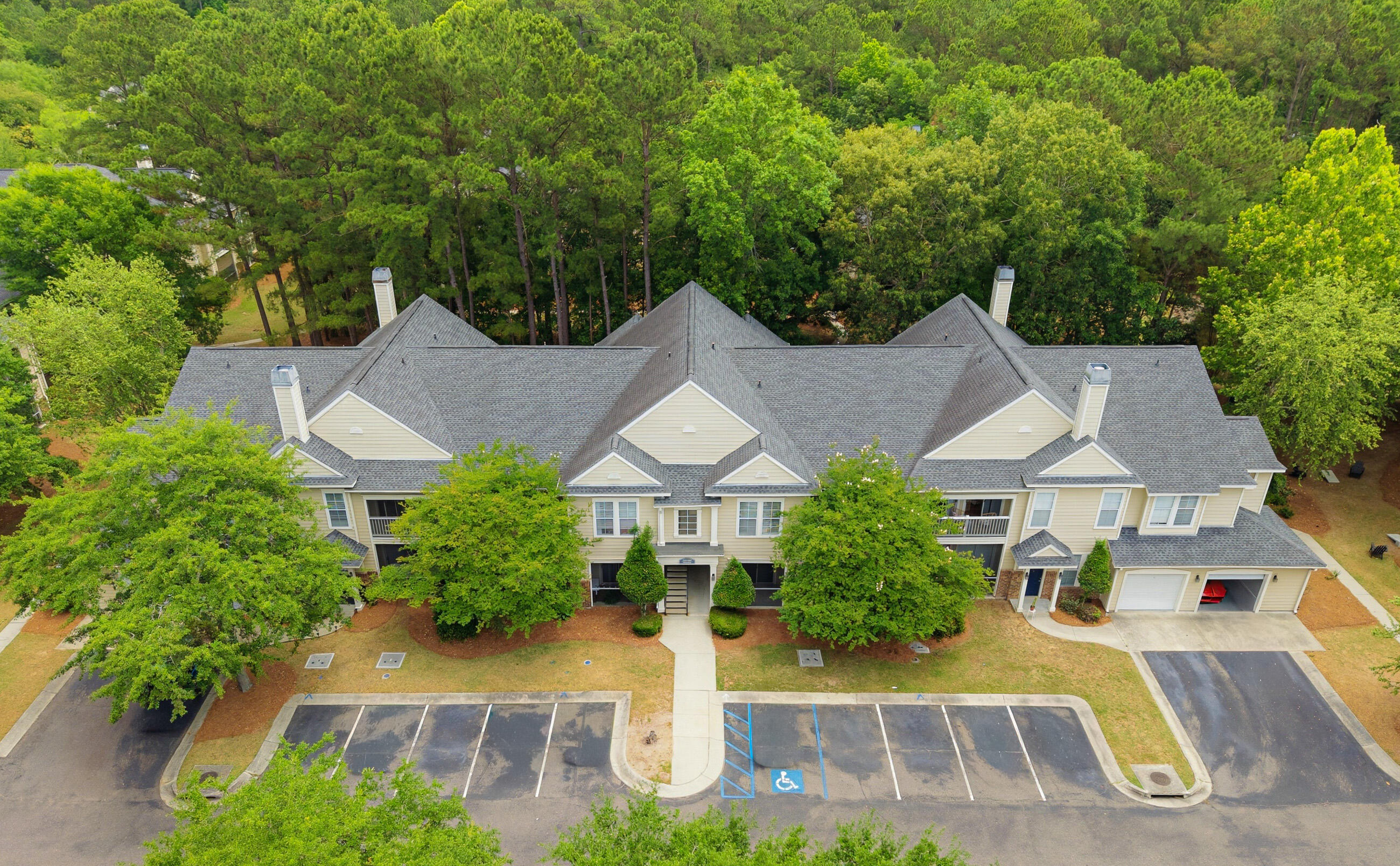 1100 Legends Club Drive 1015