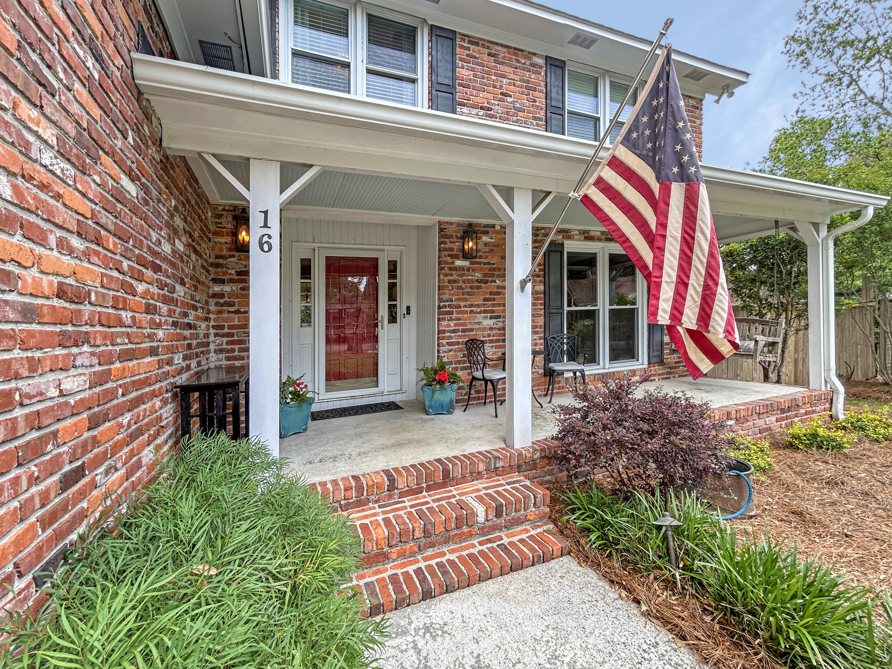 16 Charlyn Drive