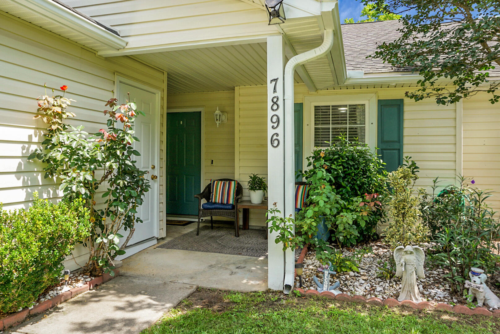 7896 Montview Road
