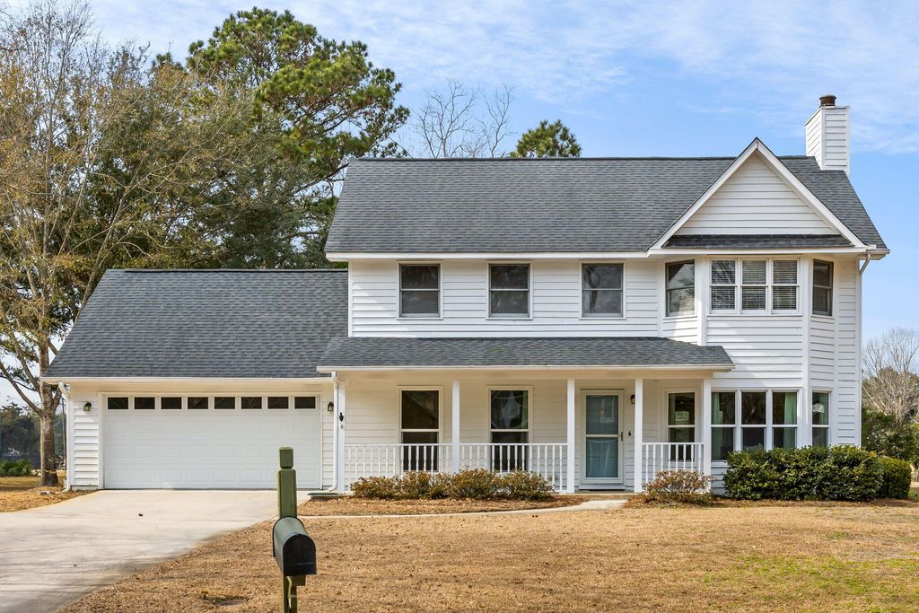 Photo of 1195 Parkway Drive, Mount Pleasant, SC 29464 (MLS # 26003261)