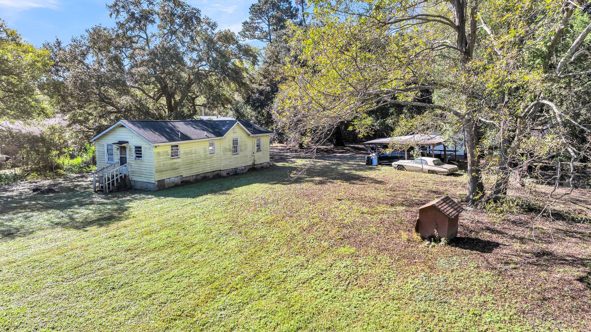 1860/1858 Taberwood Circle
