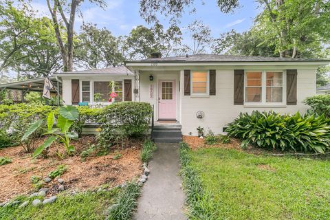 Photo of 1909 Swift Avenue, Charleston, SC 29407 (MLS # 25016509)
