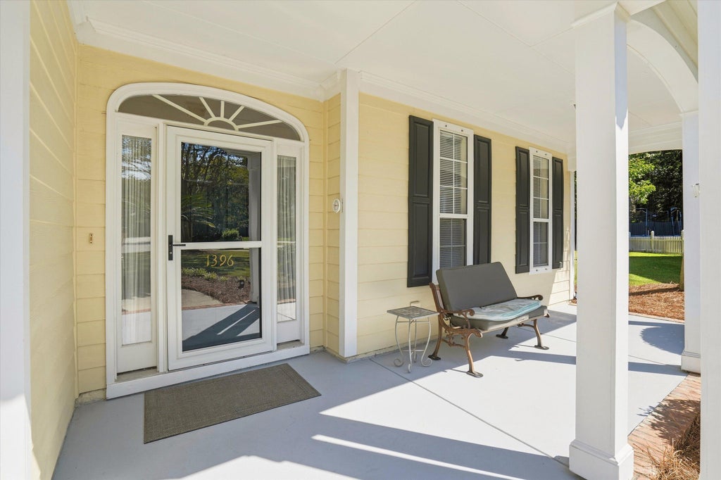 Photo of 1396 Lakecrest Court, Mount Pleasant, SC 29466 (MLS # 26027554)
