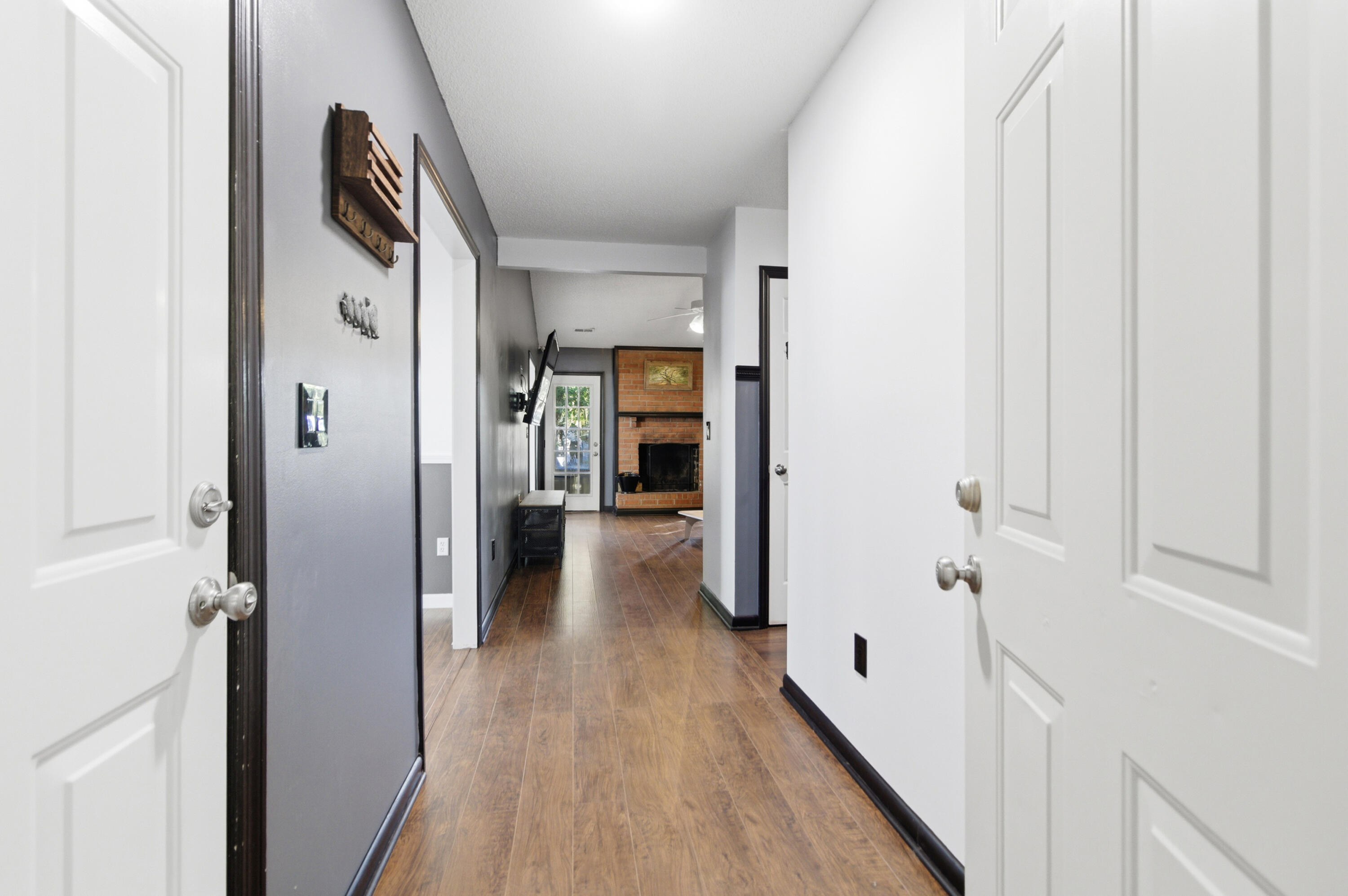 4784 Porter Drive