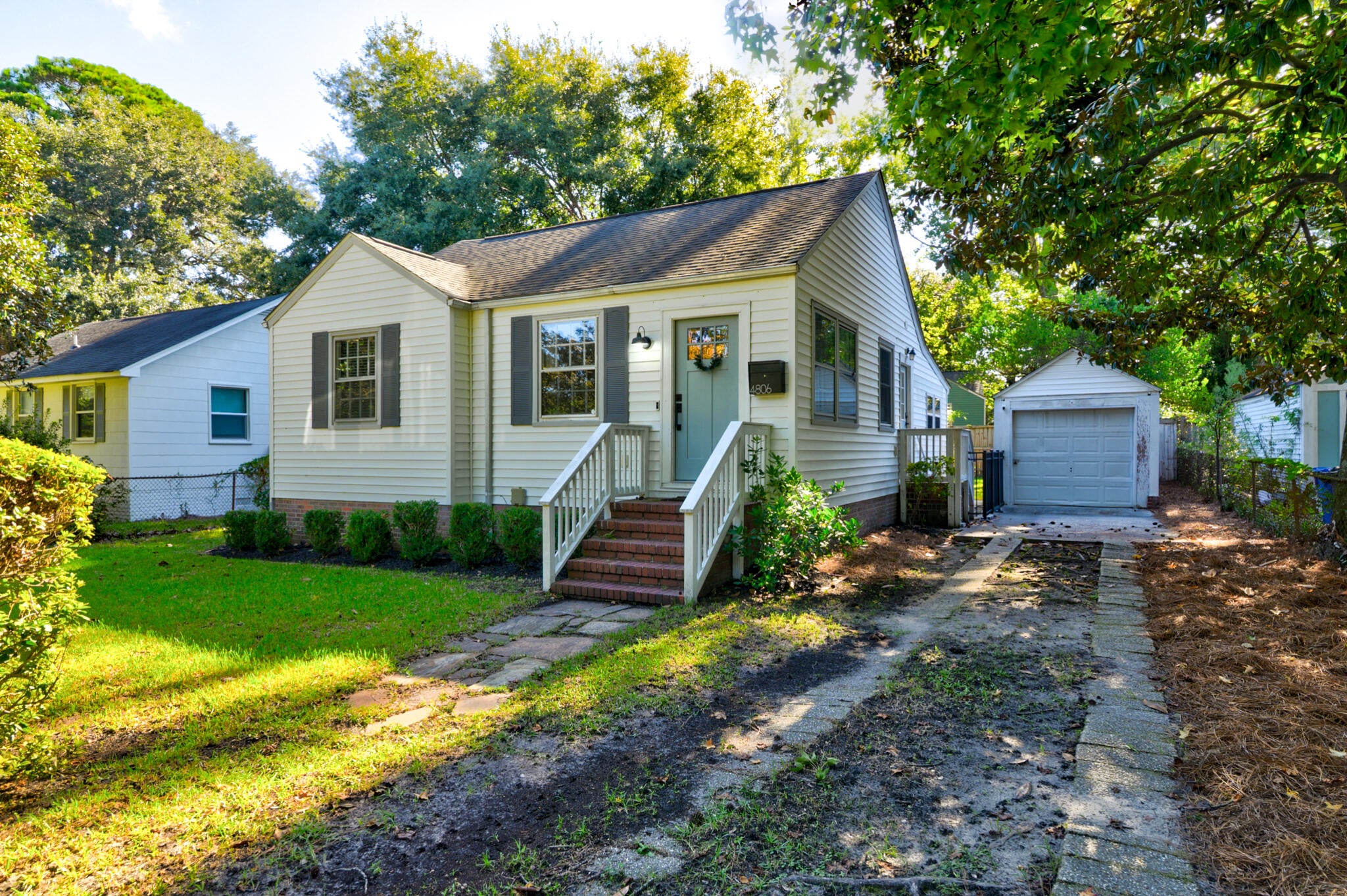 4806 Parkside Drive
