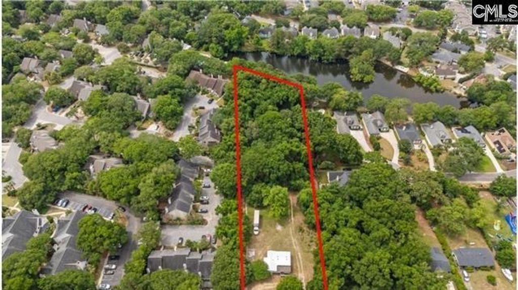 Photo of 301 7th Avenue, Mount Pleasant, SC 29464 (MLS # 25023881)