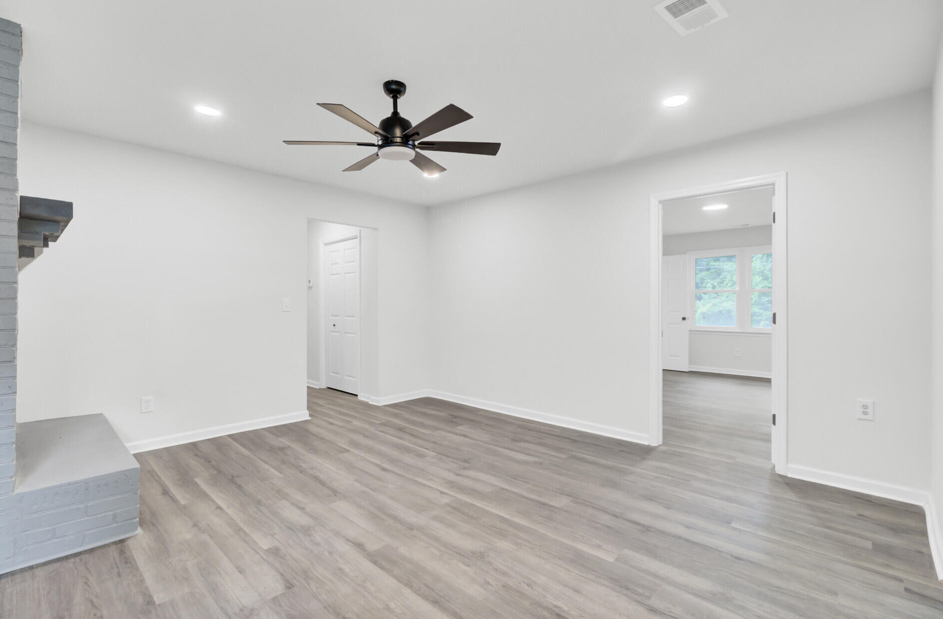 200 Roosevelt Drive
