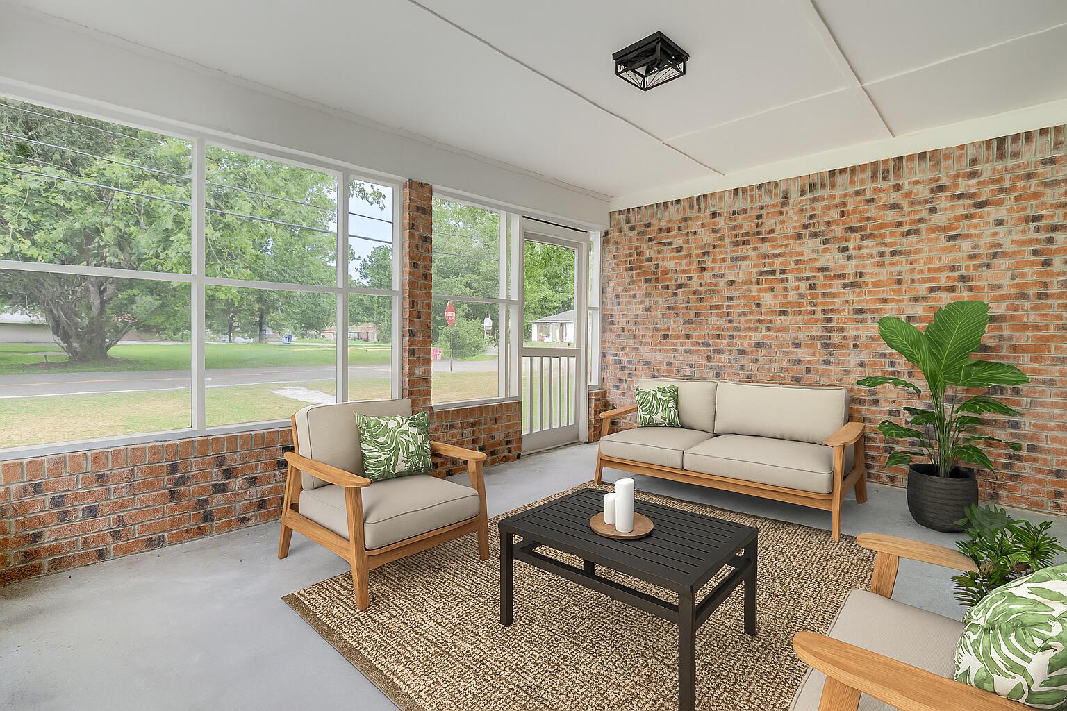 200 Roosevelt Drive