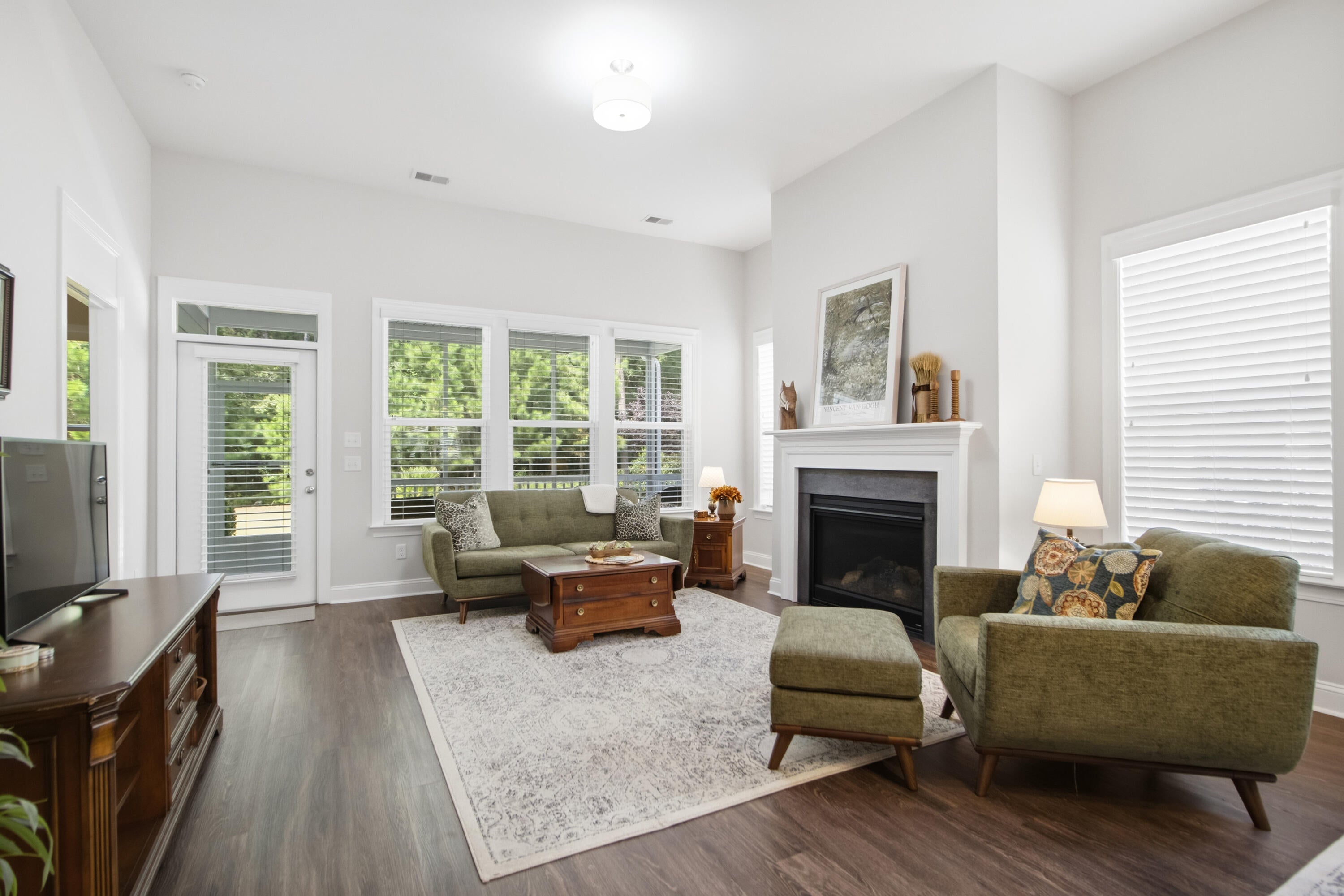1098 Old Field Drive