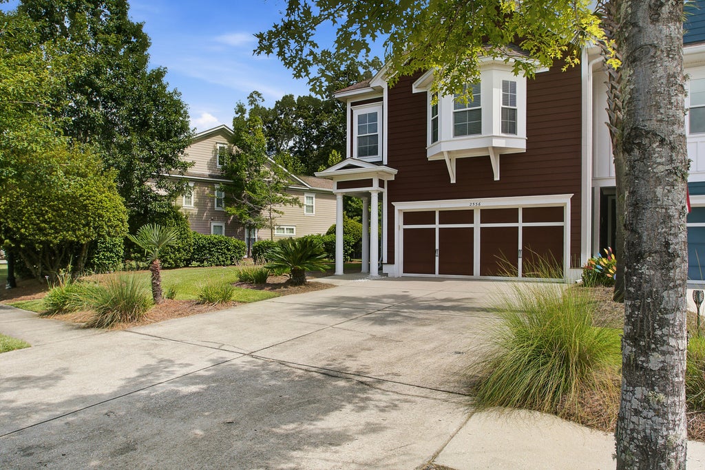 Photo of 2536 Kings Gate Lane, Mount Pleasant, SC 29466 (MLS # 26010710)