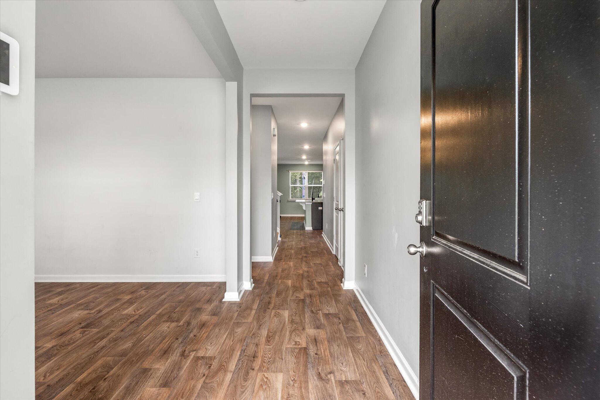 324 Spruce Ivy Street
