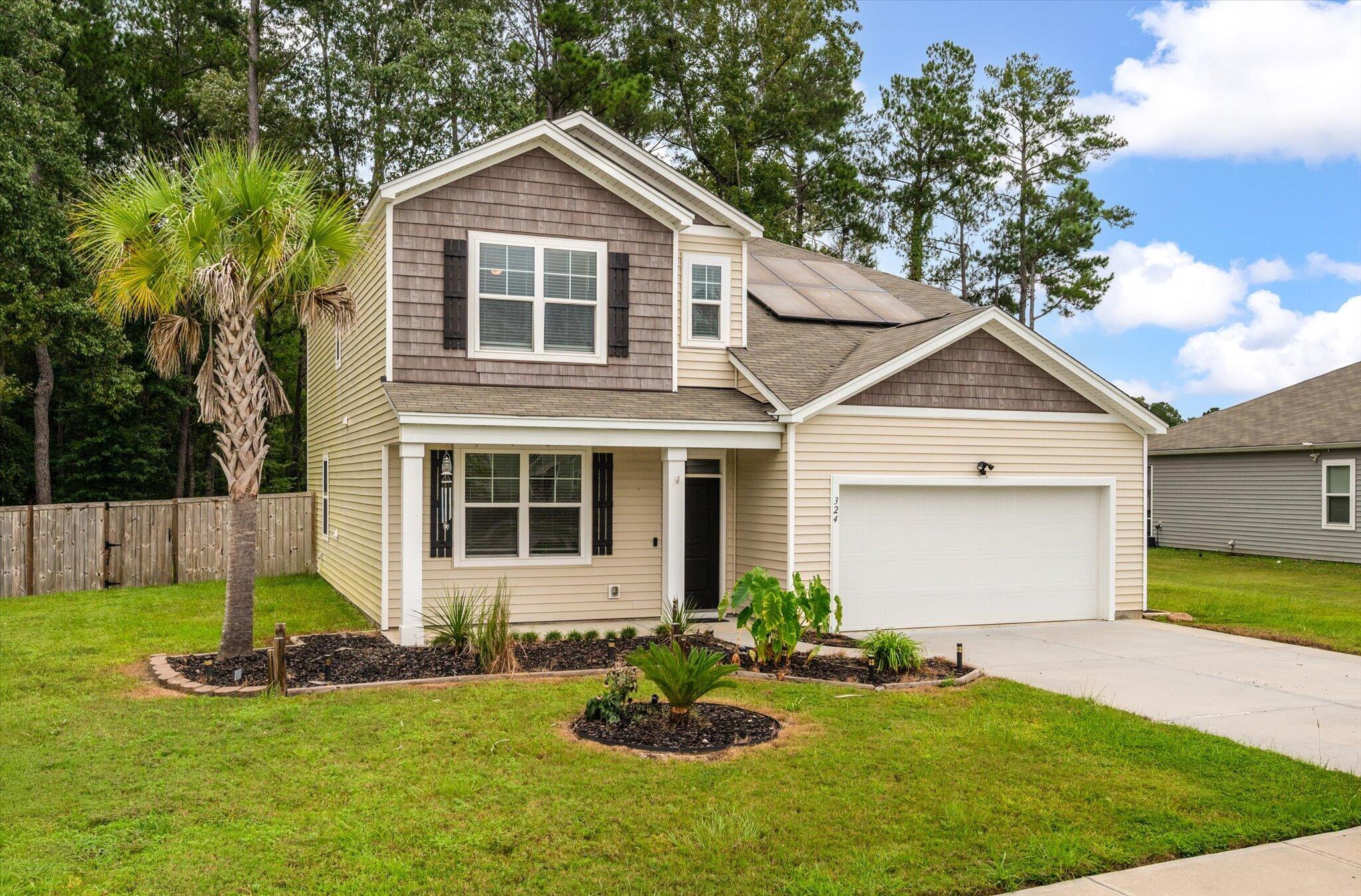 324 Spruce Ivy Street