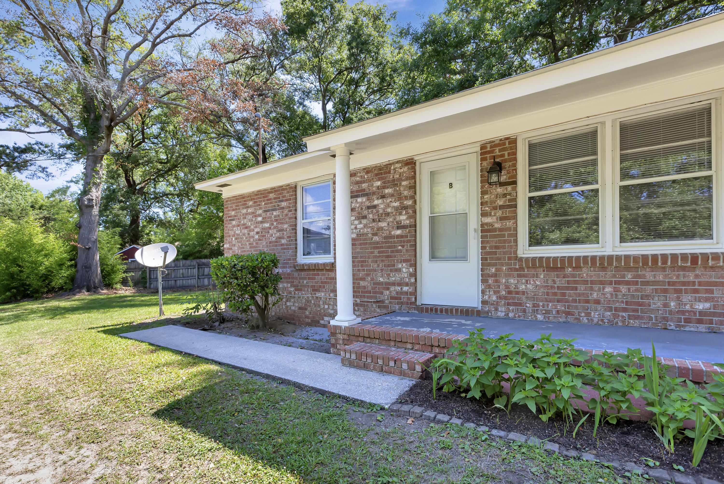 1746 E Avalon Circle