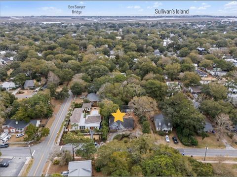 Photo of 679 King Street, Mount Pleasant, SC 29464 (MLS # 26004801)