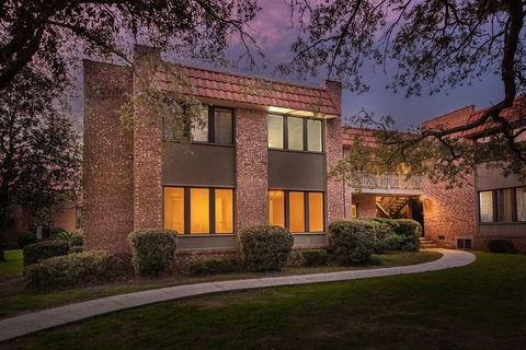 220 3rd Avenue 4b Charleston SC 29403