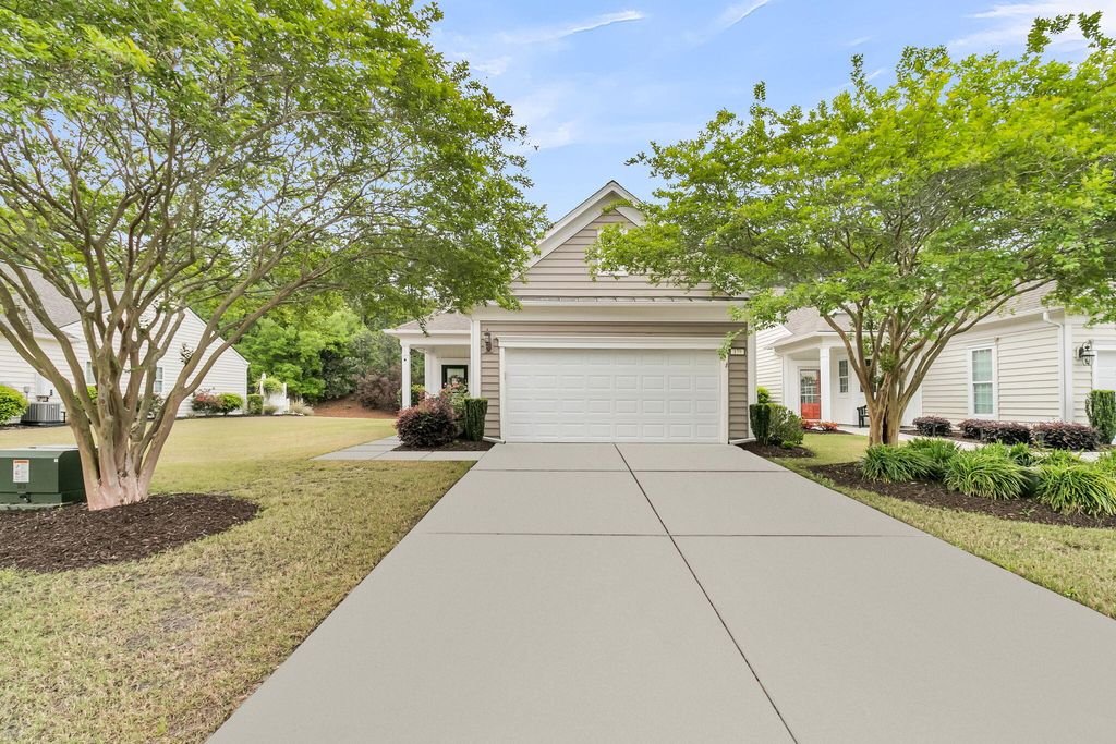 Photo of 139 Sea Lavender Lane, Summerville, SC 29486 (MLS # 26010171)