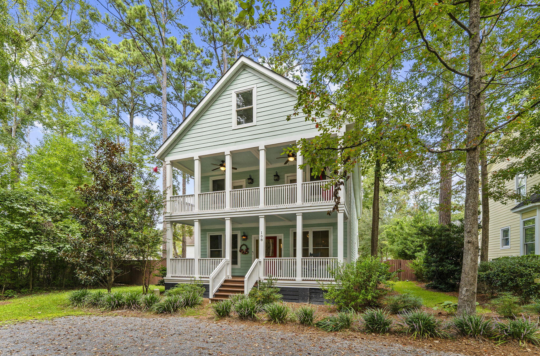 108 Lowndes Lane