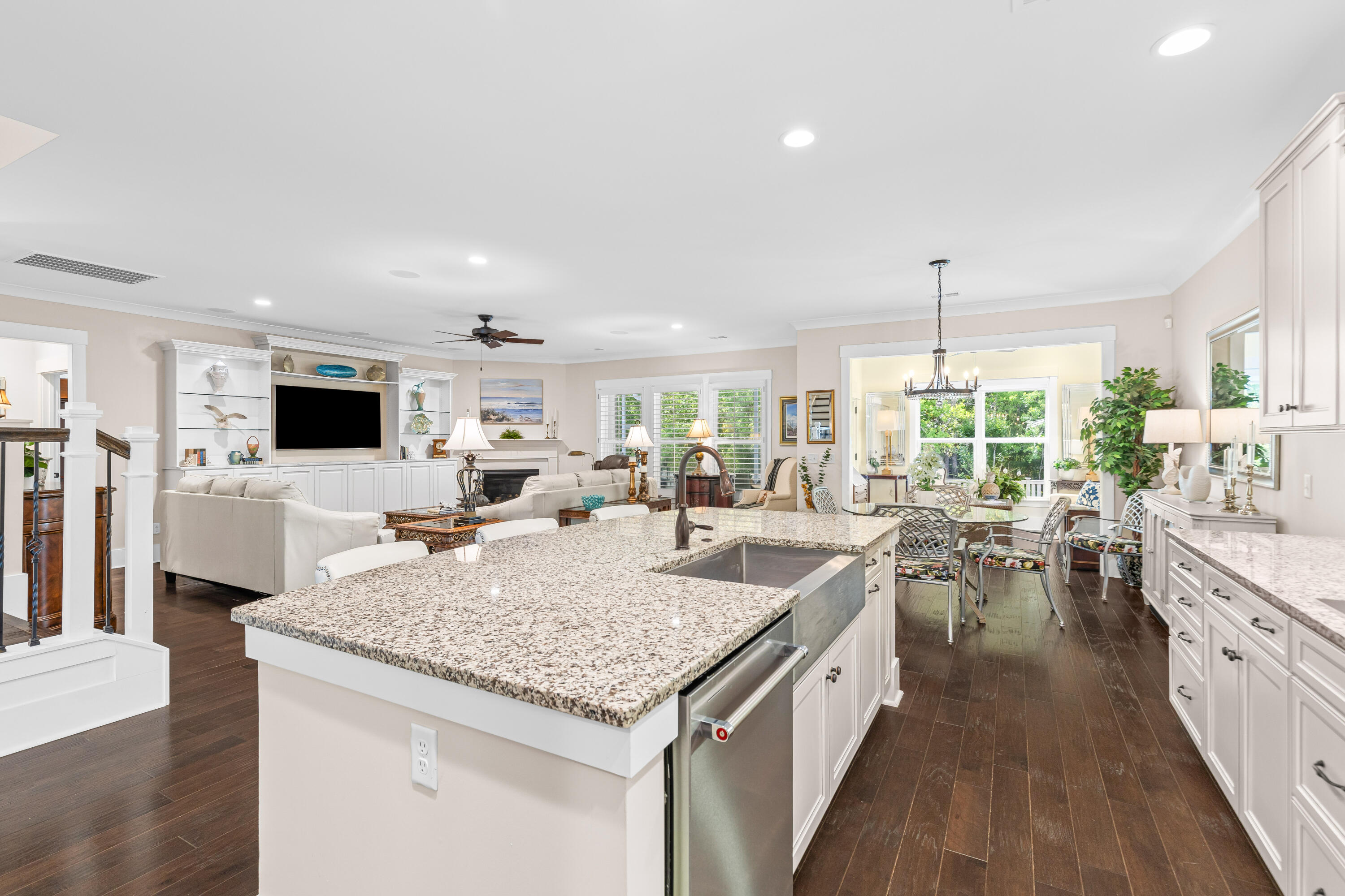 2343 Brinkley Road