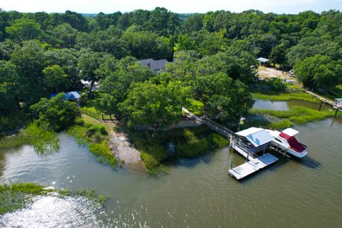 A home in Meggett